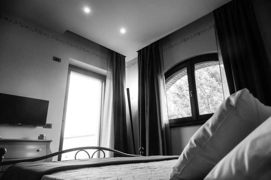Cascina Cortine Bed & Breakfast Guarene Cameră foto