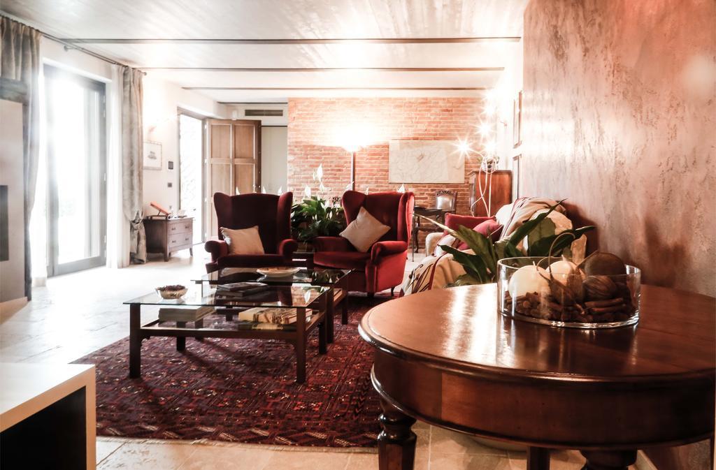 Cascina Cortine Bed & Breakfast Guarene Exterior foto