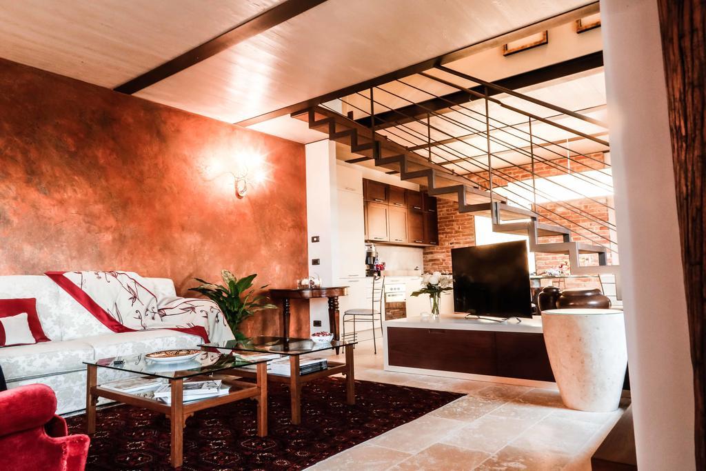 Cascina Cortine Bed & Breakfast Guarene Exterior foto