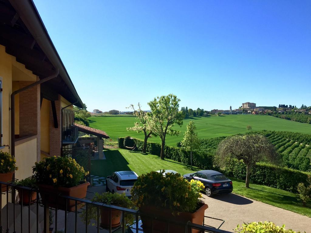 Cascina Cortine Bed & Breakfast Guarene Exterior foto
