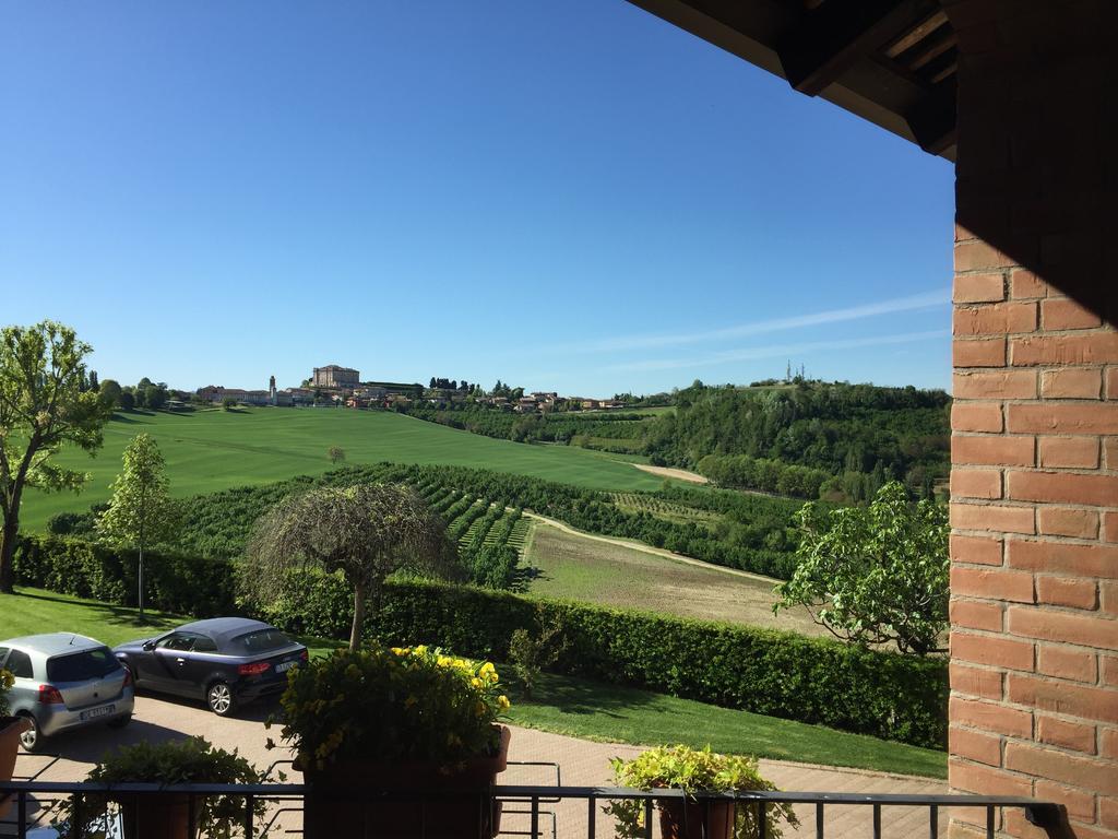 Cascina Cortine Bed & Breakfast Guarene Exterior foto