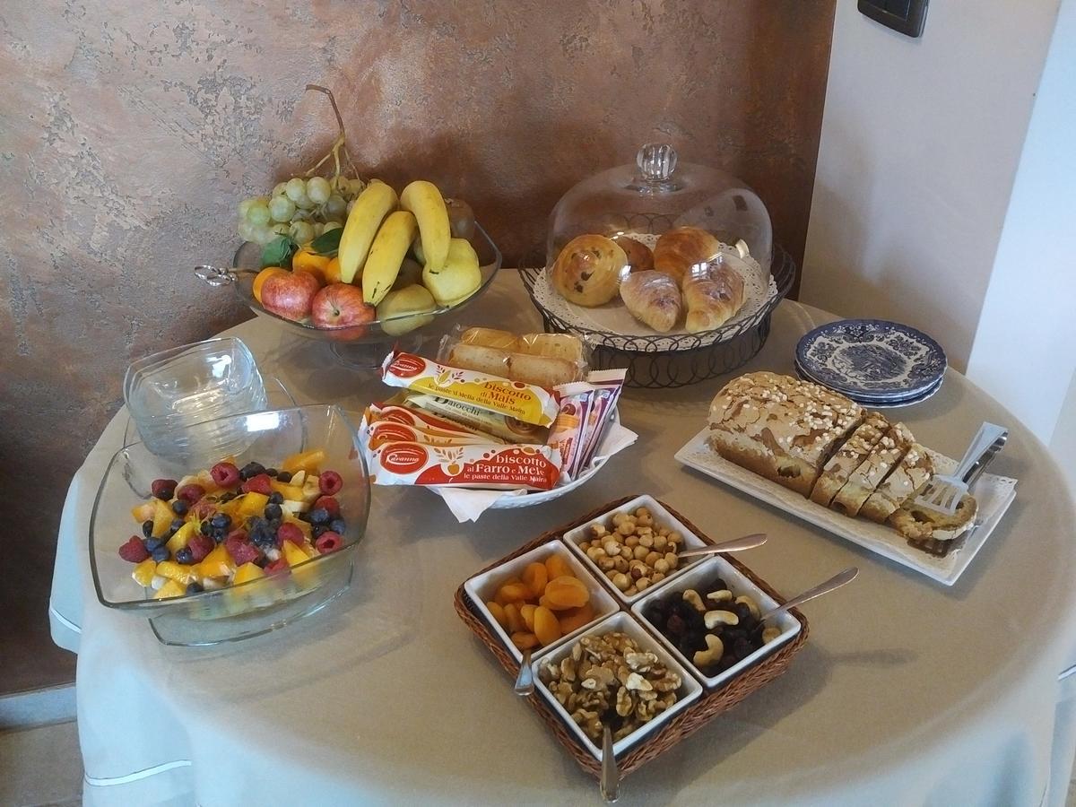 Cascina Cortine Bed & Breakfast Guarene Exterior foto